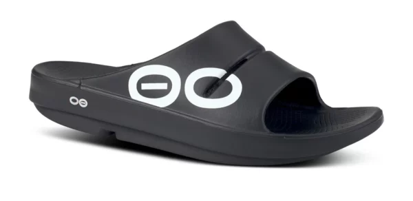 Sandalia Unisex OOFOS Recovery Ooahh Sport Negro Blanco - Imagen 2