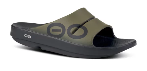 Sandalia Unisex OOFOS Recovery Ooahh Sport Verde Táctico - Imagen 2