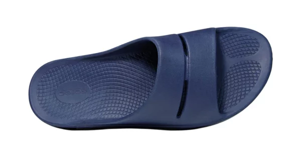 Sandalia Unisex OOFOS Recovery Ooahh Azul Marino - Imagen 4